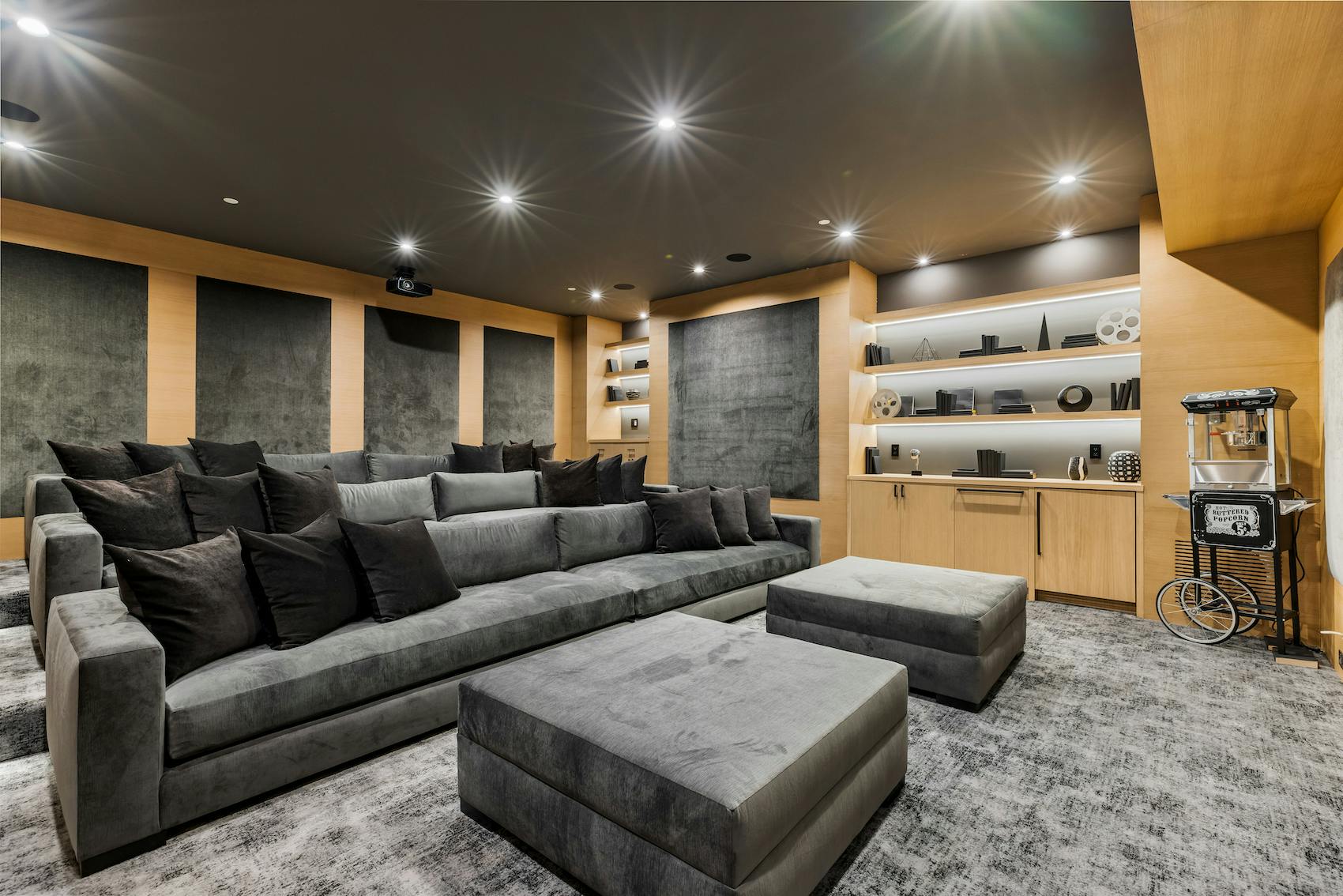 Meridith-Baer-Home-Home-Staging-Southern-California-Woodvale-Estate-Luxury-Homes-Modern-and-Contemporary-Movie-Theater